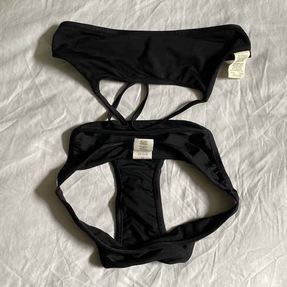 Nike Core Solids Sport 2-Piece size 12 racer back bikini top swimsuit set black - Picture 6 of 13